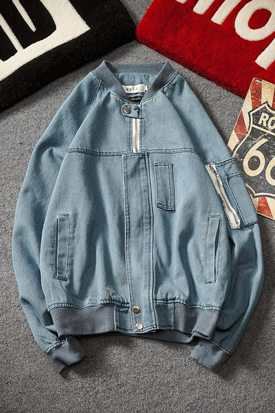 Мъжко ежедневно бейзболно яке от мек деним с О-образна закопчаваща се яка