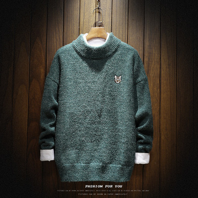 Μοντέρνο πουλόβερ από μαλλί με applicqué και ημι-υψηλό χαλαρό κολάρο σε σχήμα O