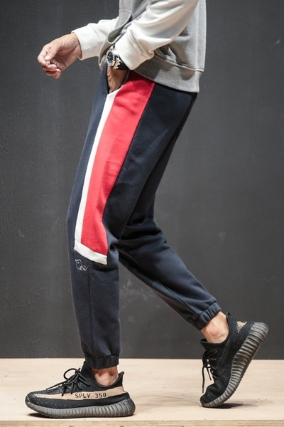 Πολύ άνετα αρσενικά αθλητικά παντελόνια κατάλληλα για καθημερινή ζωή