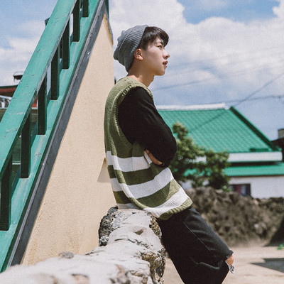 Πλεκτά αρσενικά σε δύο χρώματα