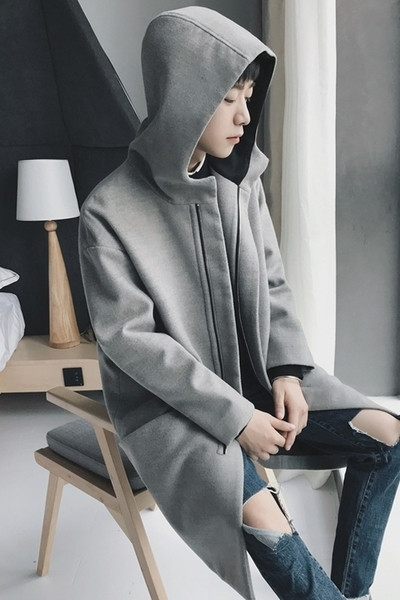 Елегантно дълго мъжко палто с качулка