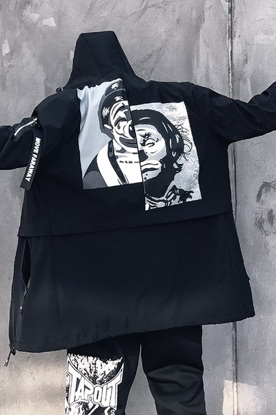 Αδιάβροχο μπουφάν ανδρών με ενδιαφέρουσα εκτύπωση πίσω και κουκούλα, μοντέλο hip-hop