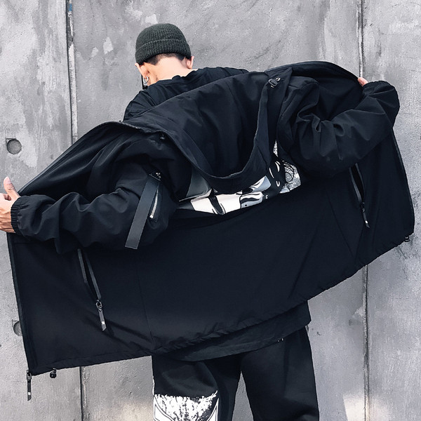 Αδιάβροχο μπουφάν ανδρών με ενδιαφέρουσα εκτύπωση πίσω και κουκούλα, μοντέλο hip-hop