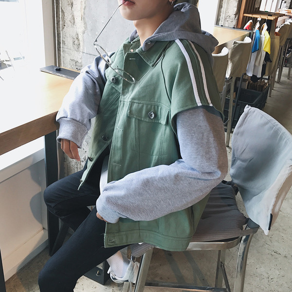 Αθλητικό denim μπουφάν σε τρία χρώματα