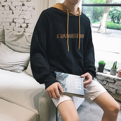 Ежедневен мъжки суичър с качулка и връзки в три цвята