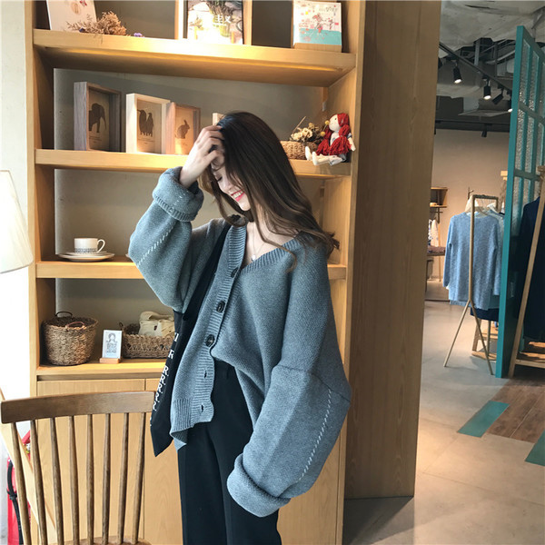 Κομψή γυναικεία γιλέκο με ευρύ σχέδιο