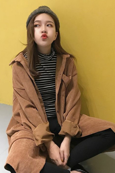 Σπορ-κομψό μακρύ παλτό σε δύο χρώματα