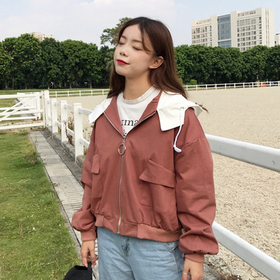 Αθλητικό λεπτό, κομψό σακάκι με κουκούλα σε δύο χρώματα