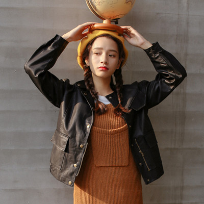 Κομψό δερμάτινο σακάκι με κουμπιά