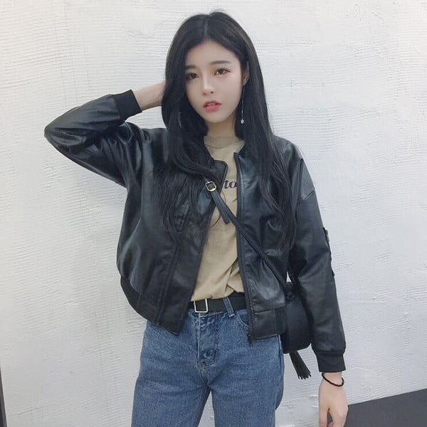 Σακάκι φθινοπώρου για γυναίκες από οικολογικό δέρμα σε μαύρο χρώμα