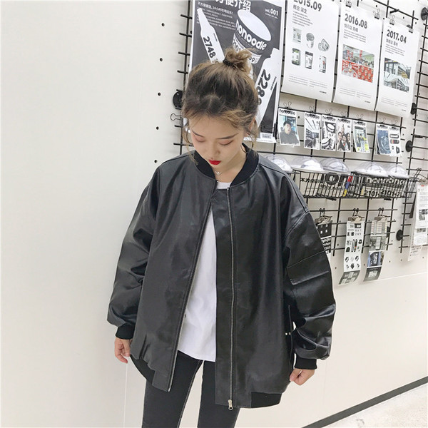 Γυναικείο δερμάτινο σακάκι σε δύο χρώματα