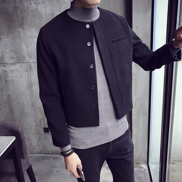 Φθινόπωρο σύντομο παλτό με O-κολάρο