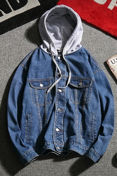 Μοντέρνο μπουφάν τζιν για άντρες με κουκούλα και κρέμονται σε ρετρό στυλ