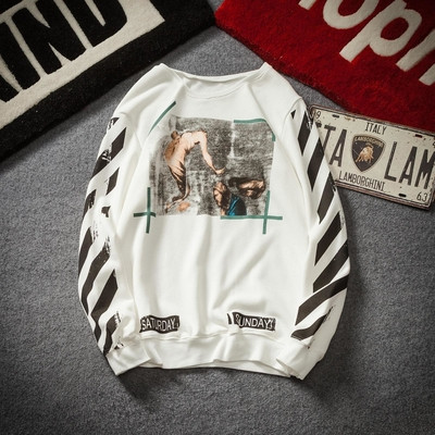 Η casual μπλούζα των ανδρών με ενδιαφέροντα μοτίβα hip-hop και εκτυπωτές + O-κολάρο