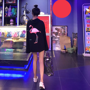 Φανελάκι κυρίες-φθινόπωρο με ενδιαφέρουσα πλάτη και ασπρόμαυρη