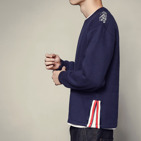 Καθημερινή σπορ πουκάμισο με κολάρο σε σχήμα O και μακριά μανίκια