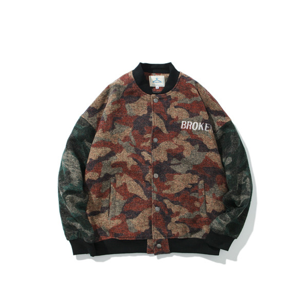 Το casual μπουφάν μπέιζμπολ για άνδρες με κολάρο σε σχήμα O, καπάκι πίσω και καμουφλάζ - 2 σχέδια