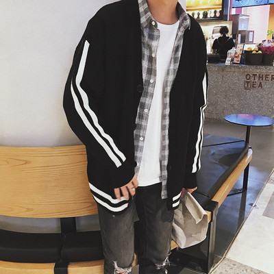 Περιστασιακό ανδρικό γιλέκο κατάλληλο για το φθινόπωρο και το χειμώνα με κουμπιά σε διάφορα χρώματα