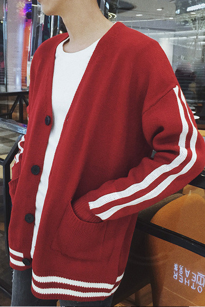 Περιστασιακό ανδρικό γιλέκο κατάλληλο για το φθινόπωρο και το χειμώνα με κουμπιά σε διάφορα χρώματα