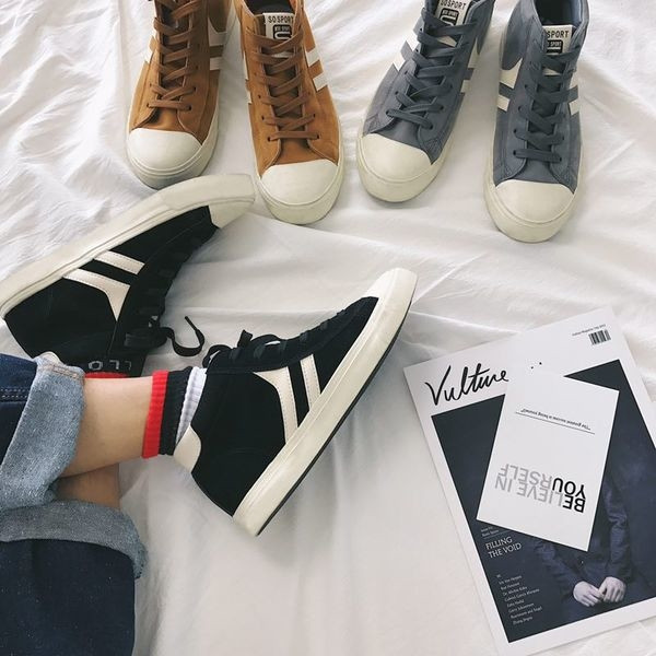 Αντρικά παπούτσια από καουτσούκ vintage σε vintage στυλ με επάνω κάλυμμα βινυλίου, 3 μοντέλα