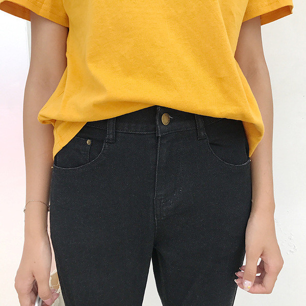 Γυναικεία μαύρα τζιν σκισμένα με ψηλή μέση