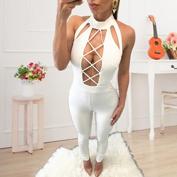 Κομψές γυναικείες φόρμες με πολλούς δεσμούς