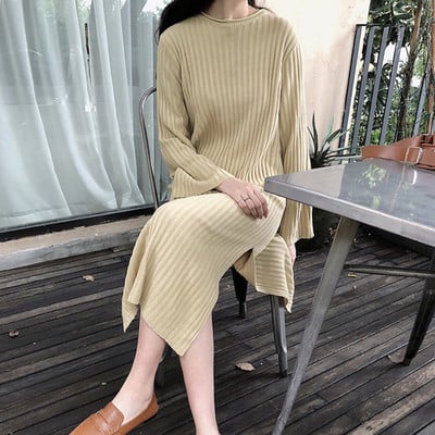 Μακρύ φόρεμα ντεκολτέ κατάλληλο για το φθινόπωρο και το χειμώνα σε διάφορα χρώματα