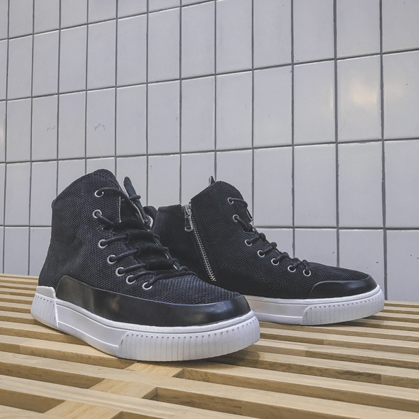 Ανδρικό αθλητικό κοστούμι με επίπεδη σόλα και σουέτ, 2 χρώματα