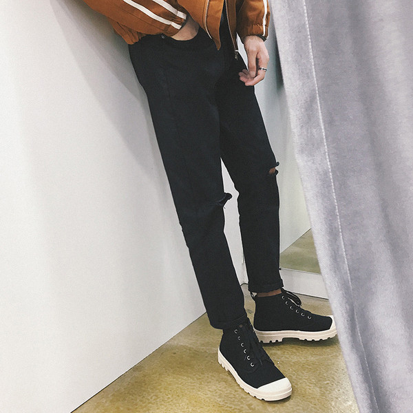 Ανδρικά παπούτσια με σκληρή μη ολισθηρή σόλα και κορδόνα