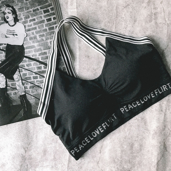 Αθλητικό λεωφορείο γυναικών σε μαύρο και άσπρο