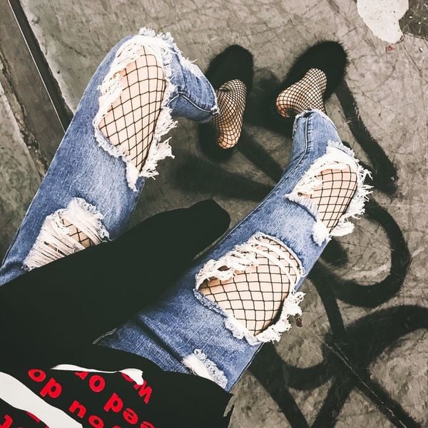 Τζιν γυναικών σε μπαλώματα