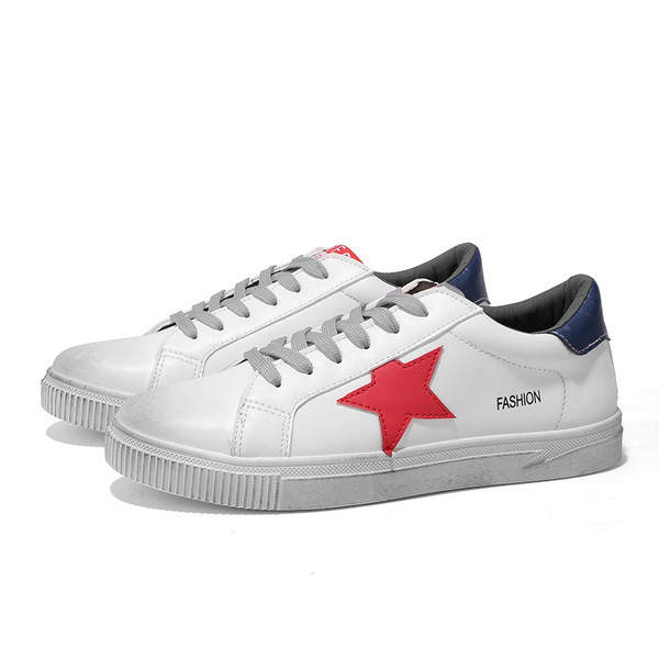 Περιστασιακά αθλητικά παπούτσια με ραμμένα αστέρια και σόλα από καουτσούκ, 2 μοντέλα