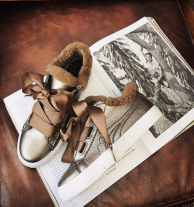 Γυναικεία αθλητικά πάνινα παπούτσια με πολύ ζεστή απαλή επένδυση και κορδέλα