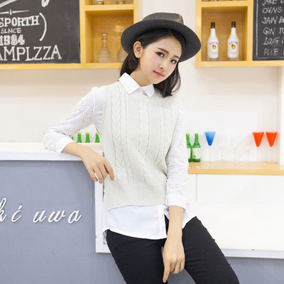 Πολύ γλυκό χειμώνα που φοράει σε διάφορα χρώματα