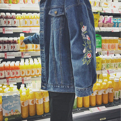 Καθημερινή σακάκι denim για άνδρες σε στυλ ρετρό με μοντέρνα floral κεντήματα, 2 χρώματα