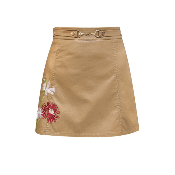 Κυρίες δερμάτινη φούστα με ενδιαφέρουσα εφαρμογή και ζώνη σε τρία χρώματα