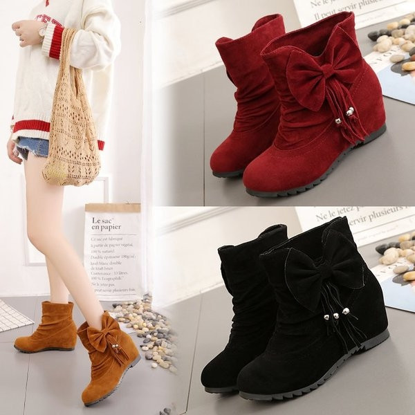 Сладки велурени боти с панделка с и меки отвътре 
