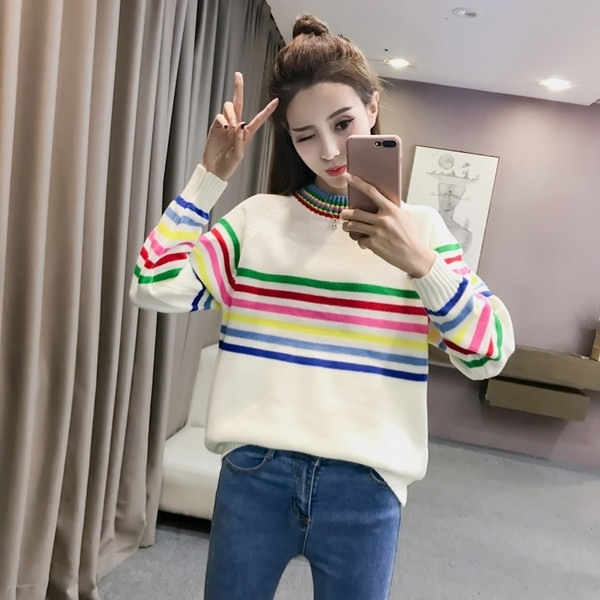 Сладък есенно-зимен дамски пуловер 