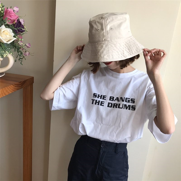 Γυναικεία μπλούζα με διαφορετικά χρώματα