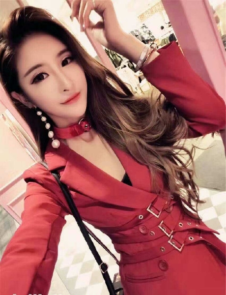 Μοντέρνο γυναικείο φόρεμα με ζώνες