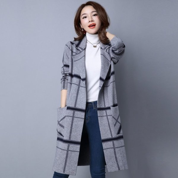 Όμορφη γιλέκο άνοιξης-φθινοπώρου με κολάρο με τσέπες