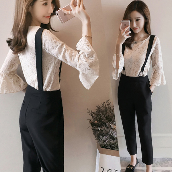 Κομψά γυναικεία παντελόνια με υψηλή μέση και τιράντες