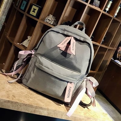 Πολύ άνετο και πρακτικό γυναικείο σακίδιο σε τρία χρώματα