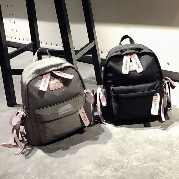 Πολύ άνετο και πρακτικό γυναικείο σακίδιο σε τρία χρώματα