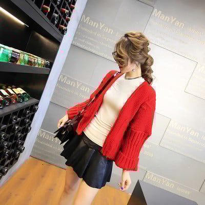 Πάχος πλεκτό γιλέκο σε ένα μικρό και ευρύ σχέδιο σε τρία χρώματα