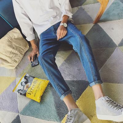 Πραγματικά τζιν ανδρικά σε μαύρο και μπλε χρώμα