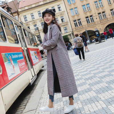 Μακρύ μάλλινο παλτό για κυρίες με κουμπιά και τσέπες