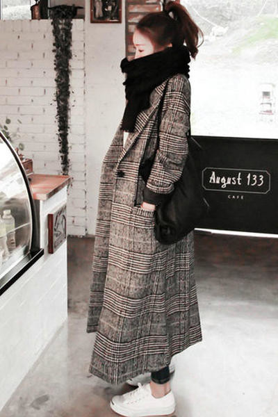 Μακρύ μάλλινο παλτό για κυρίες με κουμπιά και τσέπες