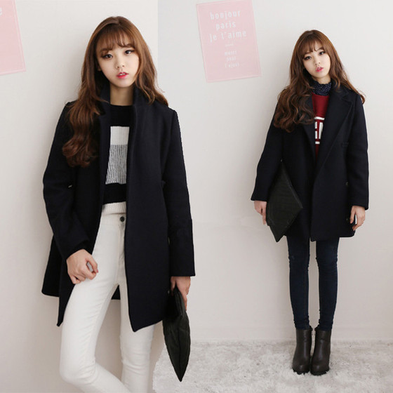 Σύντομο μάλλινο παλτό για κυρίες σε δύο χρώματα