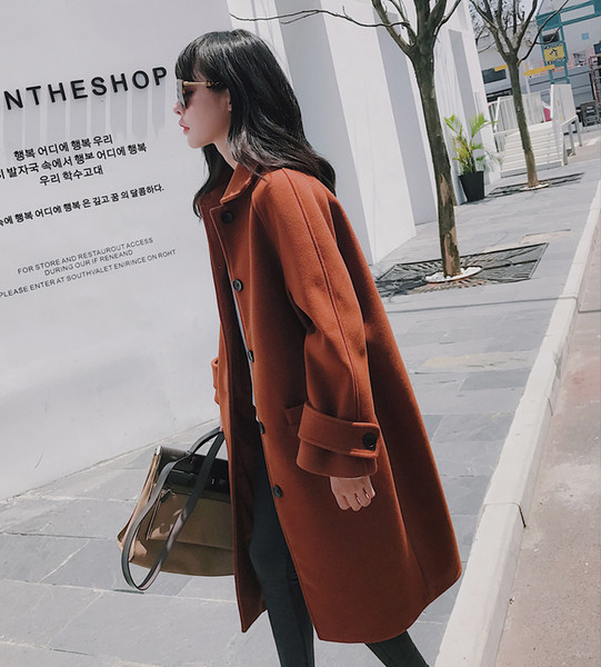 Μακρύ κομψό παλτό με κουμπιά